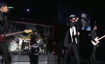 Slot Machine - Spin The World Tour : Tokyo & Hong Kong 2/3
